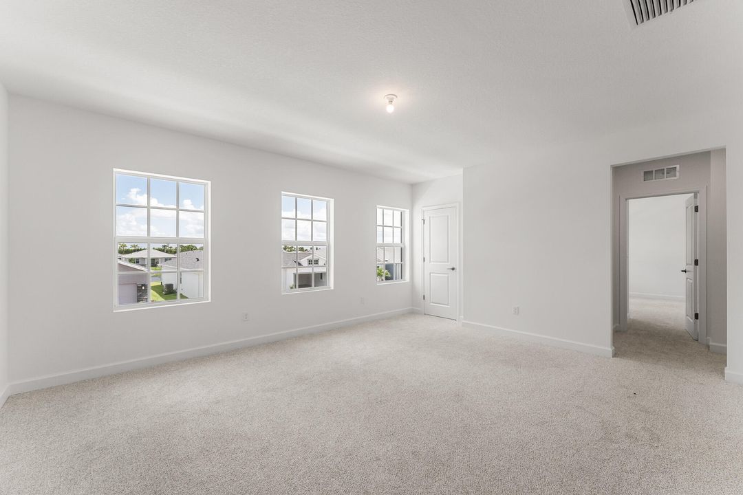 Active With Contract: $599,000 (4 beds, 3 baths, 3019 Square Feet)