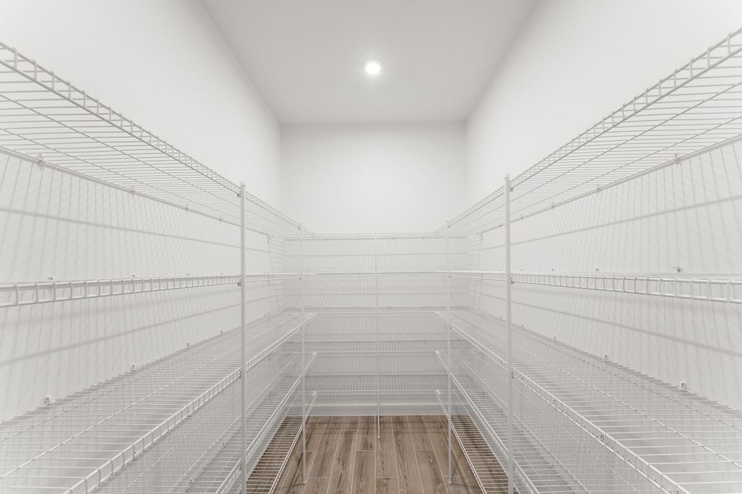 Active With Contract: $599,000 (4 beds, 3 baths, 3019 Square Feet)