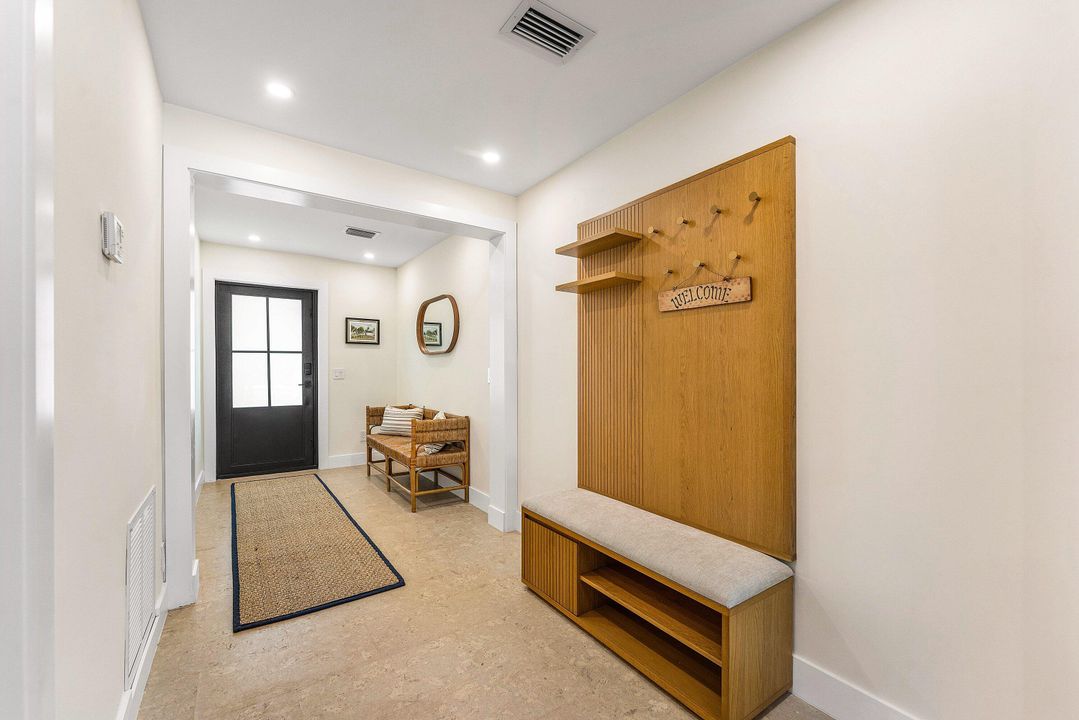 В аренду: $14,000 (3 спален, 3 ванн, 1841 Квадратных фут)