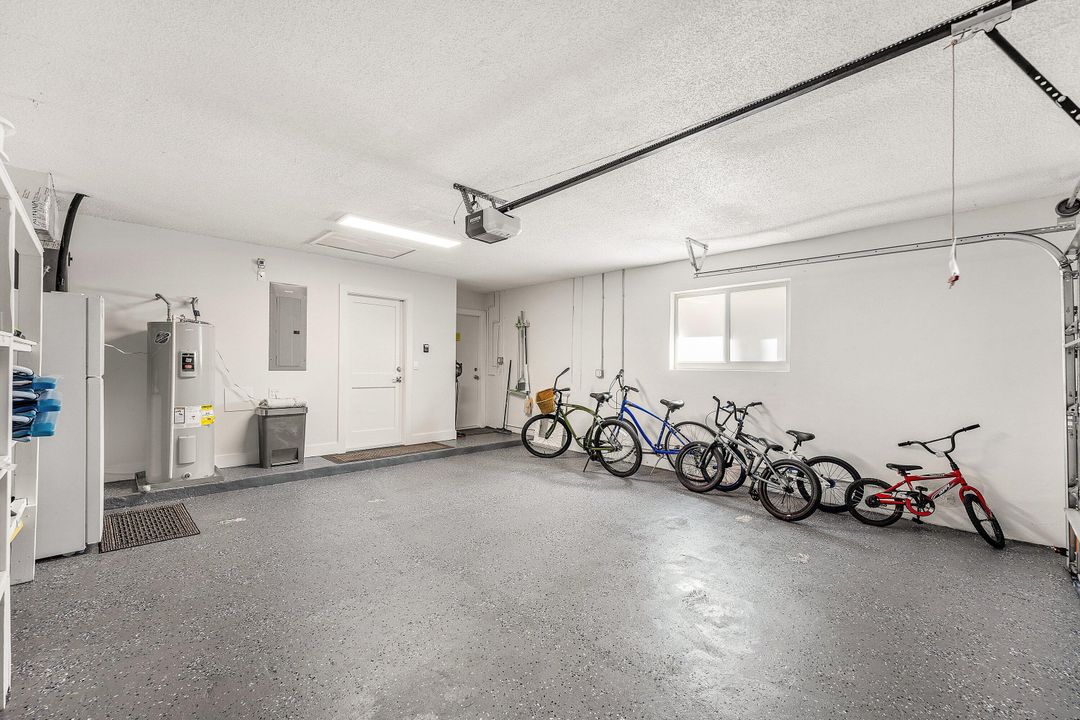 В аренду: $14,000 (3 спален, 3 ванн, 1841 Квадратных фут)