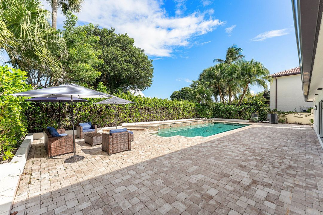 В аренду: $14,000 (3 спален, 3 ванн, 1841 Квадратных фут)