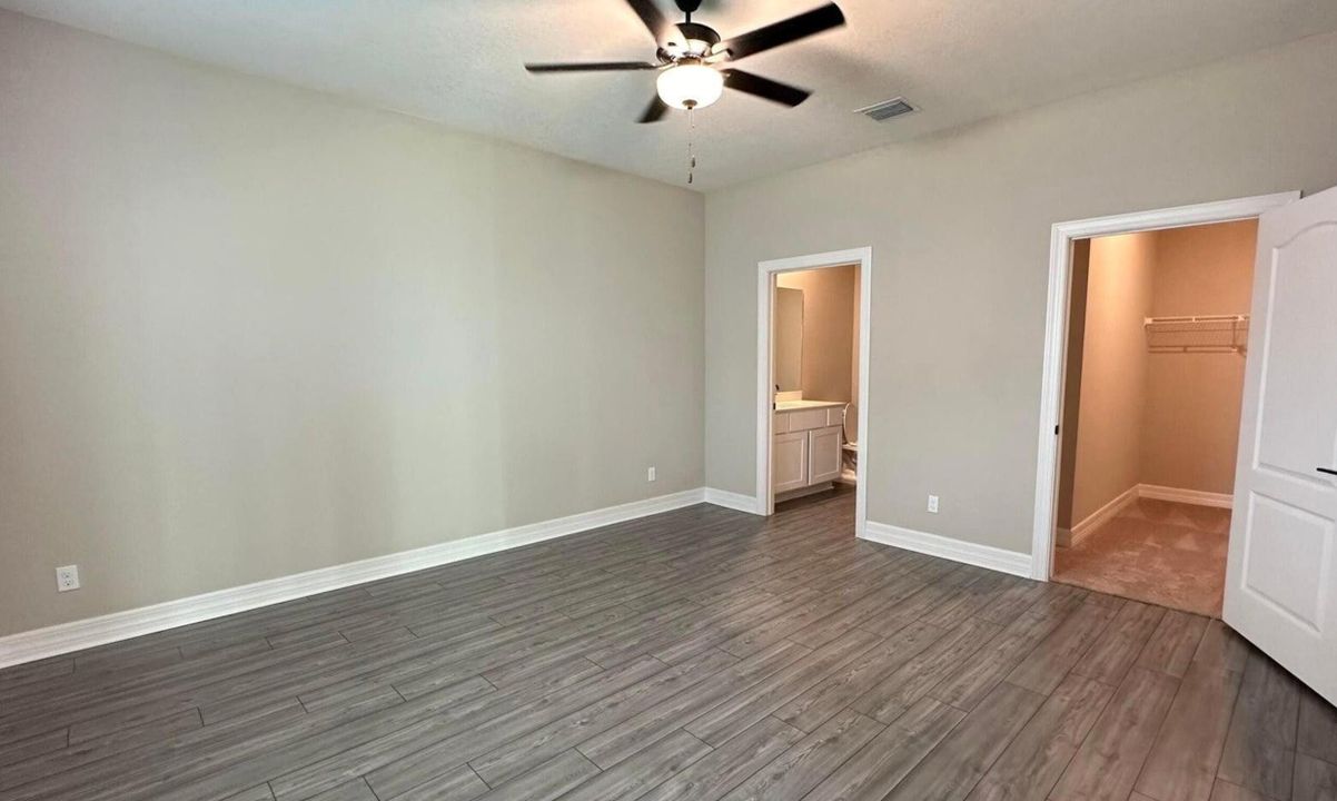 出租: $2,350 (4 贝兹, 2 浴室, 1767 平方英尺)