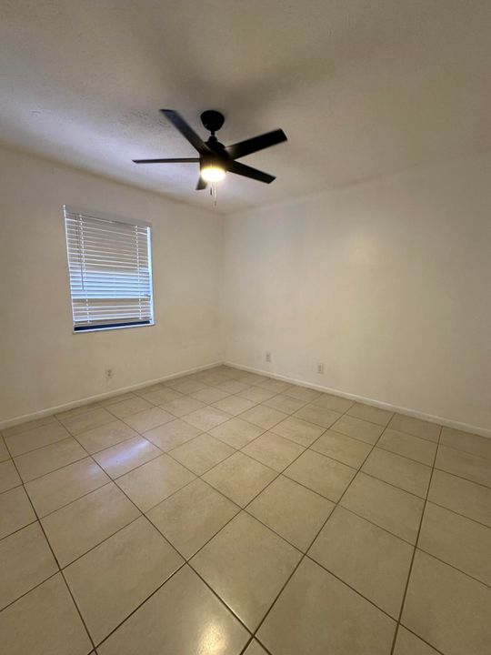 For Rent: $2,700 (3 beds, 2 baths, 1412 Square Feet)