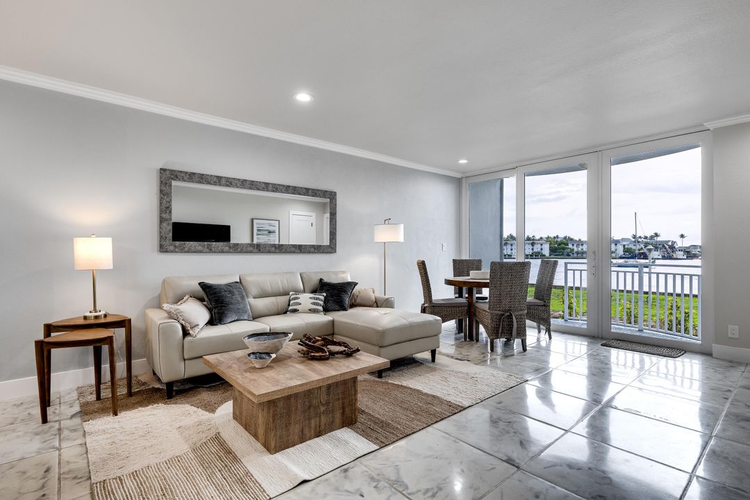 出租: $3,850 (2 贝兹, 2 浴室, 1142 平方英尺)