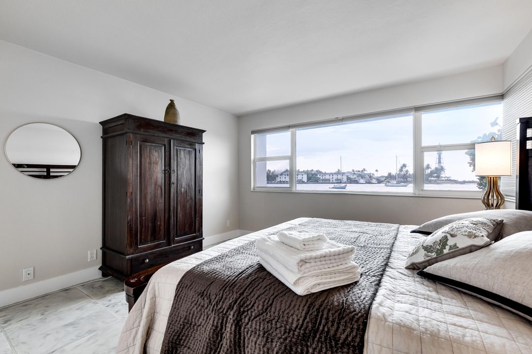 出租: $3,850 (2 贝兹, 2 浴室, 1142 平方英尺)