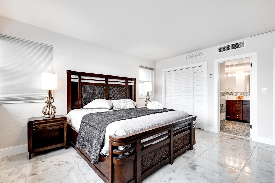 出租: $3,850 (2 贝兹, 2 浴室, 1142 平方英尺)