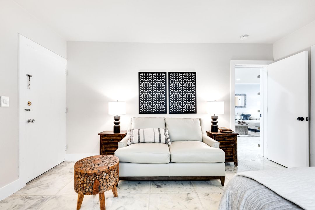 出租: $3,850 (2 贝兹, 2 浴室, 1142 平方英尺)