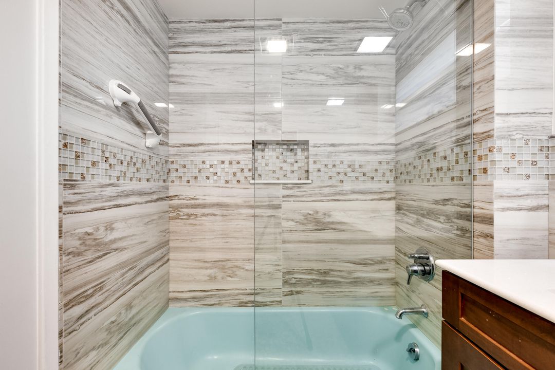 出租: $3,850 (2 贝兹, 2 浴室, 1142 平方英尺)