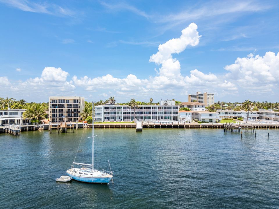 出租: $3,850 (2 贝兹, 2 浴室, 1142 平方英尺)