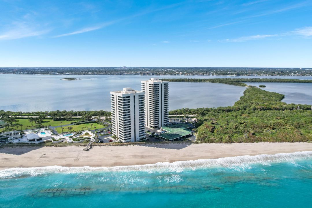 В аренду: $8,000 (2 спален, 2 ванн, 1435 Квадратных фут)