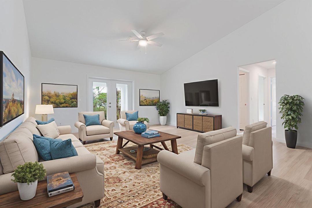 合同活跃: $374,900 (4 贝兹, 2 浴室, 1882 平方英尺)