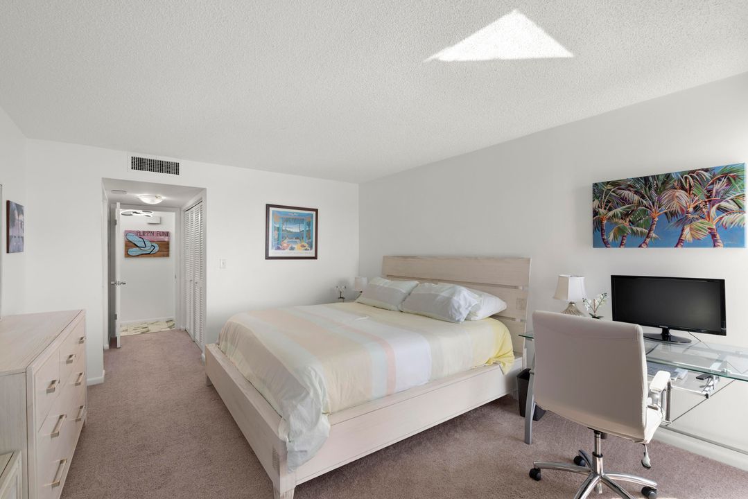 В аренду: $8,000 (2 спален, 2 ванн, 1435 Квадратных фут)