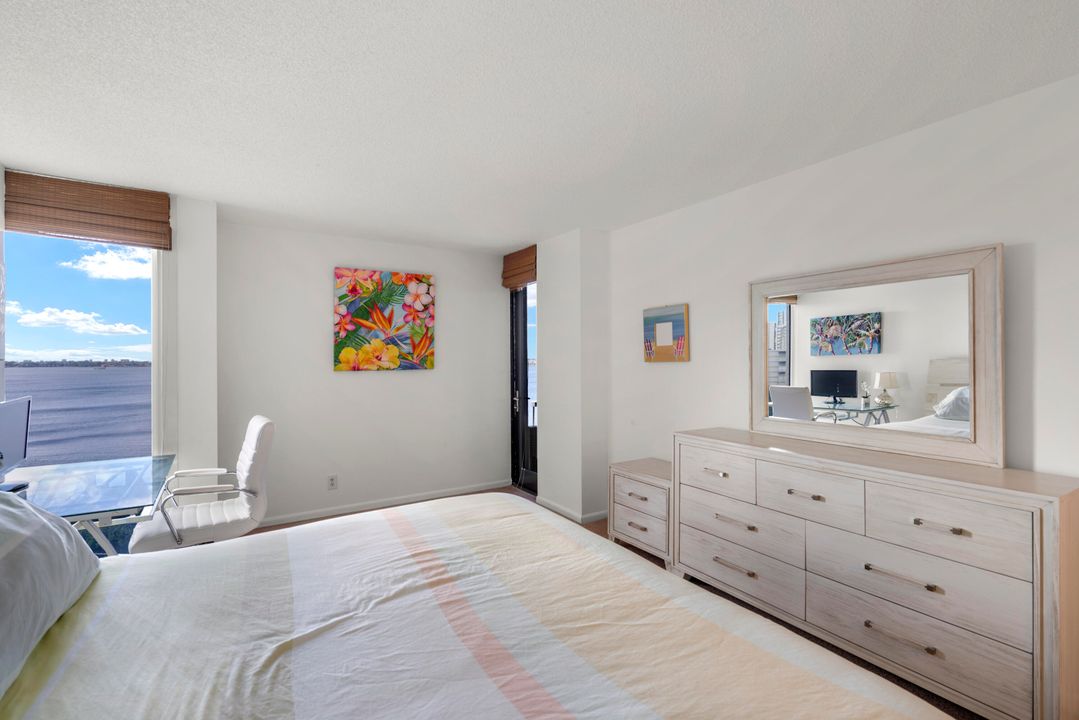 В аренду: $8,000 (2 спален, 2 ванн, 1435 Квадратных фут)