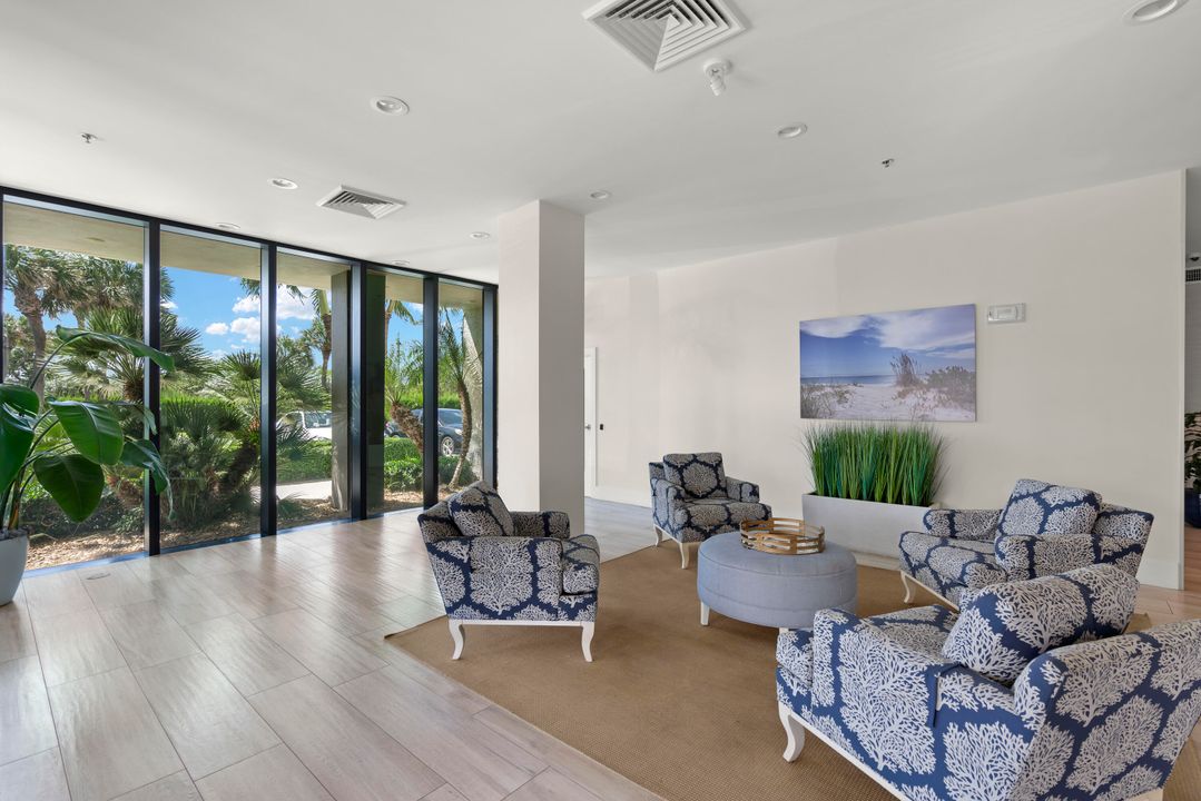 В аренду: $8,000 (2 спален, 2 ванн, 1435 Квадратных фут)