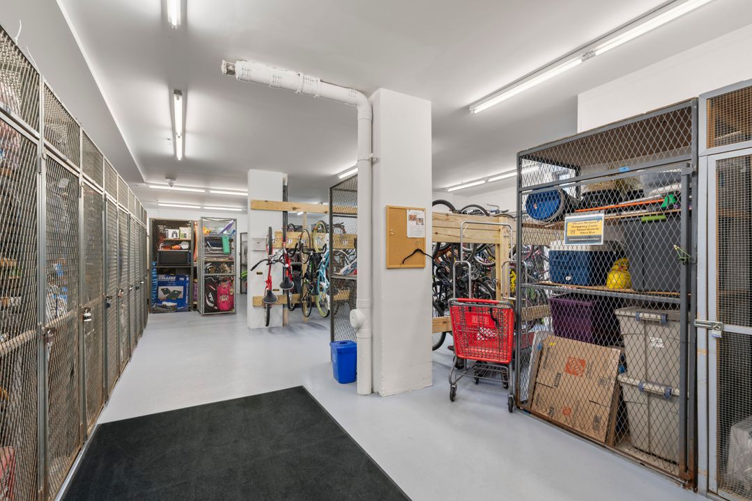 В аренду: $8,000 (2 спален, 2 ванн, 1435 Квадратных фут)