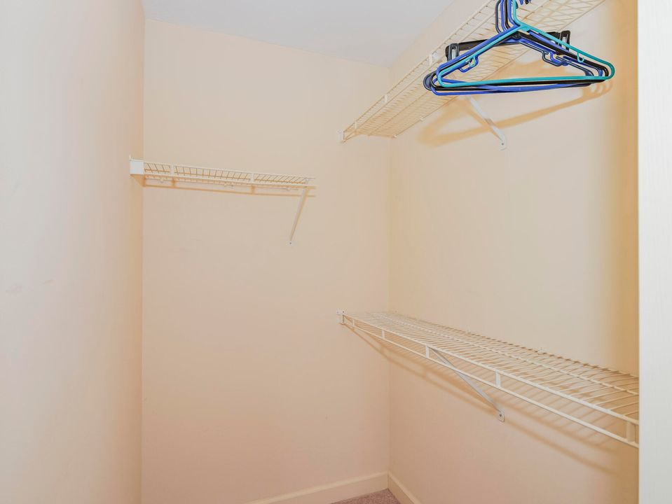 出租: $1,950 (2 贝兹, 2 浴室, 1100 平方英尺)