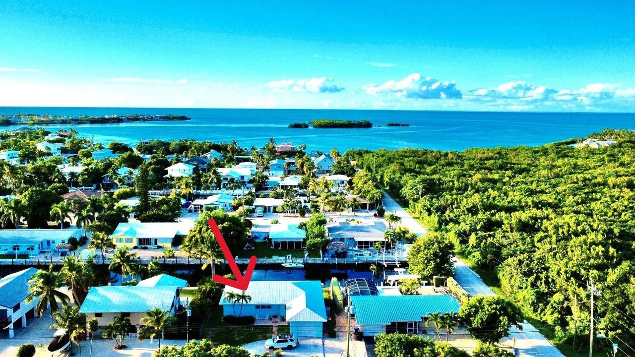 Recently Sold: $1,065,000 (3 beds, 2 baths, 1842 Square Feet)