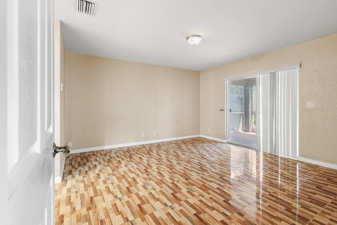 Active With Contract: $450,000 (3 beds, 2 baths, 1701 Square Feet)