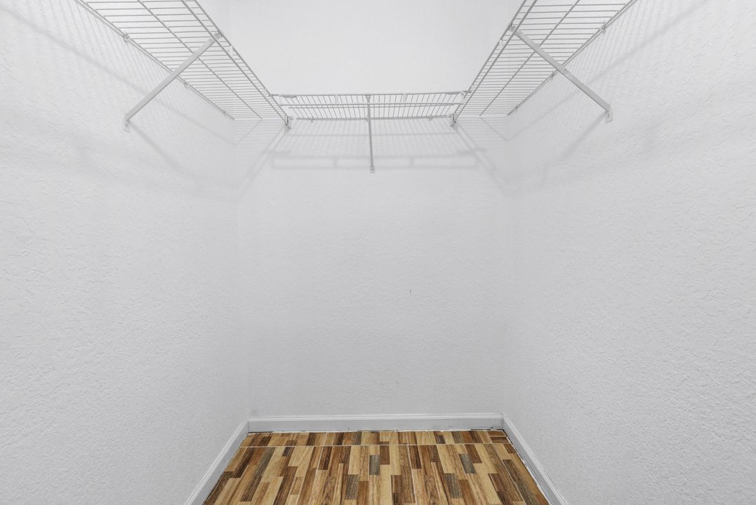 Active With Contract: $450,000 (3 beds, 2 baths, 1701 Square Feet)