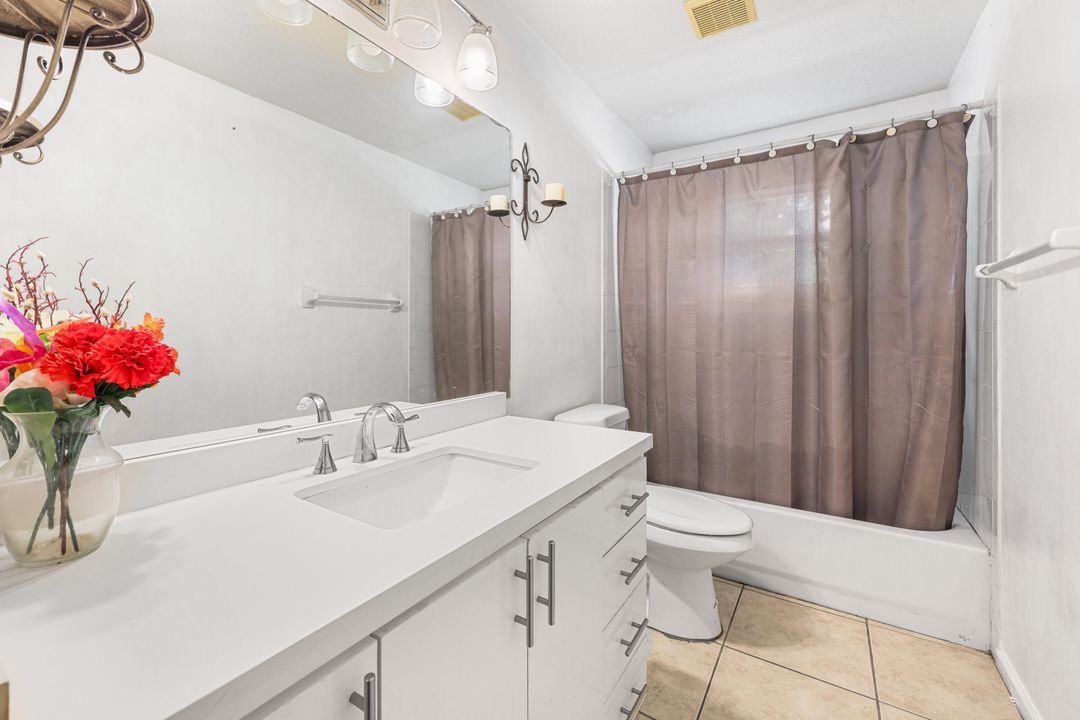 Active With Contract: $450,000 (3 beds, 2 baths, 1701 Square Feet)