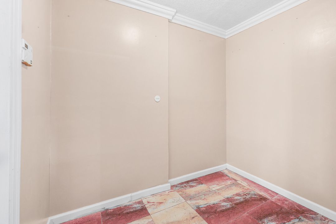 Active With Contract: $450,000 (3 beds, 2 baths, 1701 Square Feet)