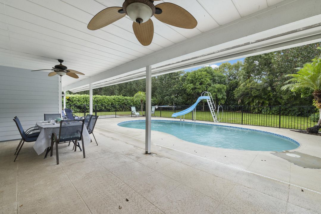 Activo con contrato: $1,050,000 (4 camas, 2 baños, 2892 Pies cuadrados)