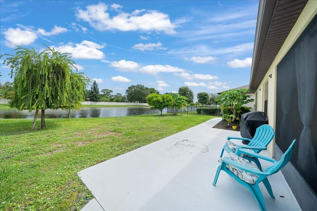 For Sale: $425,000 (4 beds, 2 baths, 1828 Square Feet)