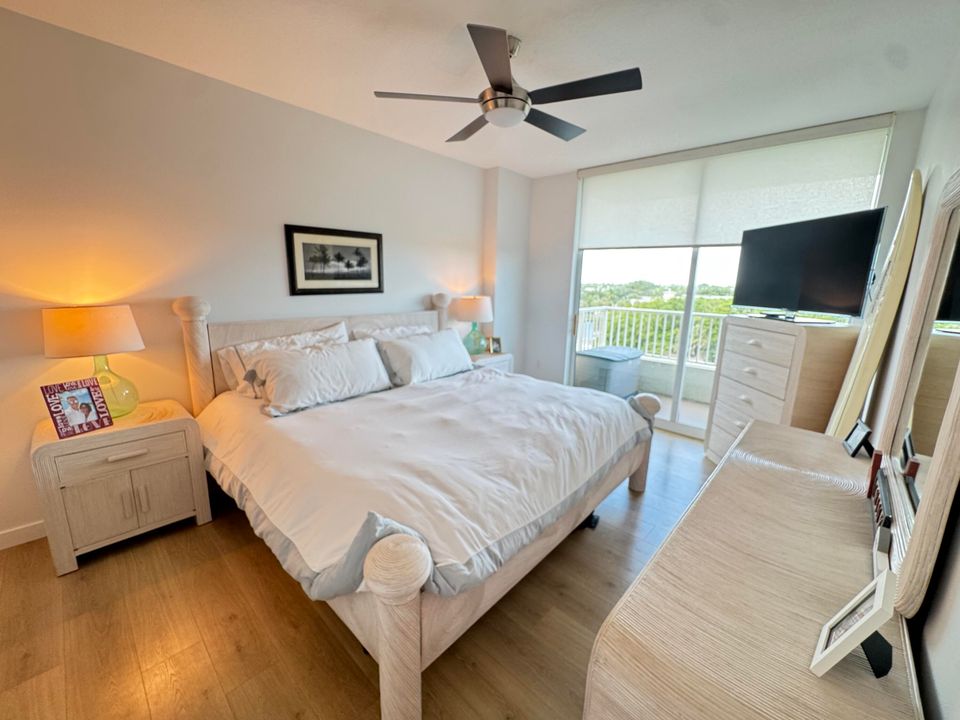 合同活跃: $6,000 (3 贝兹, 2 浴室, 1385 平方英尺)