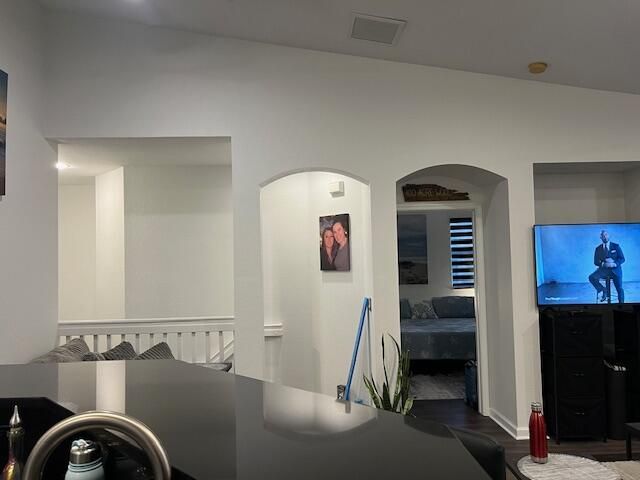 En Venta: $269,000 (2 camas, 2 baños, 1022 Pies cuadrados)