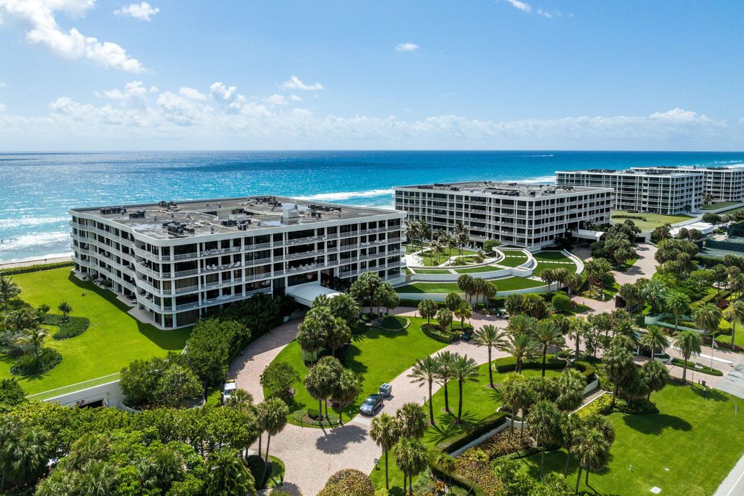 For Sale: $3,995,000 (2 beds, 2 baths, 2603 Square Feet)