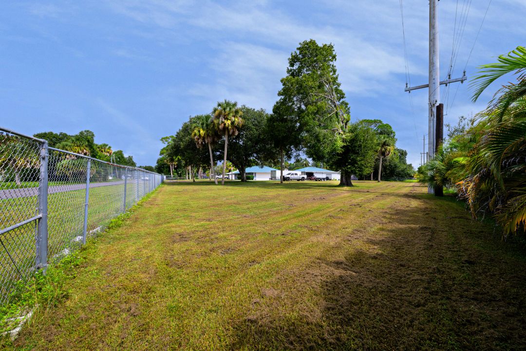 For Sale: $545,000 (3 beds, 2 baths, 1718 Square Feet)