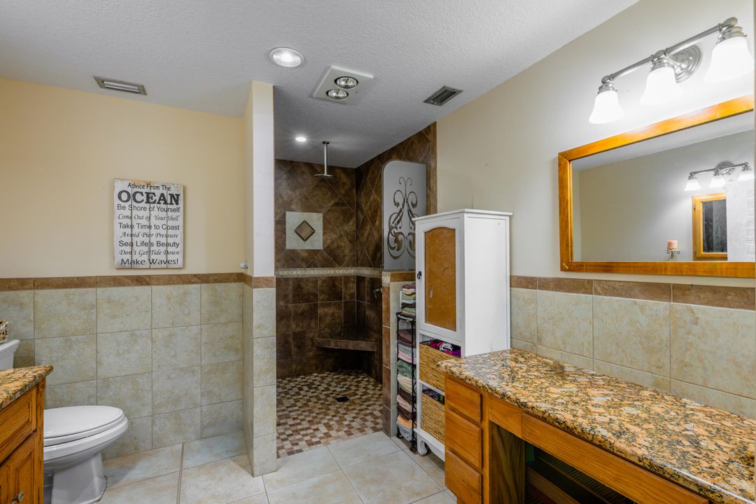 For Sale: $545,000 (3 beds, 2 baths, 1718 Square Feet)