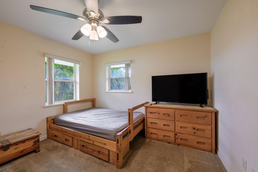 For Sale: $545,000 (3 beds, 2 baths, 1718 Square Feet)