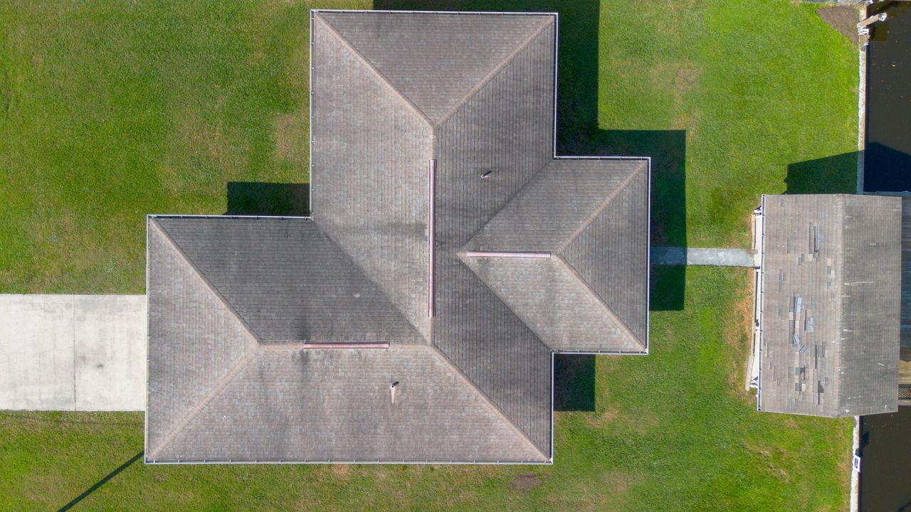 For Sale: $385,000 (3 beds, 2 baths, 1532 Square Feet)