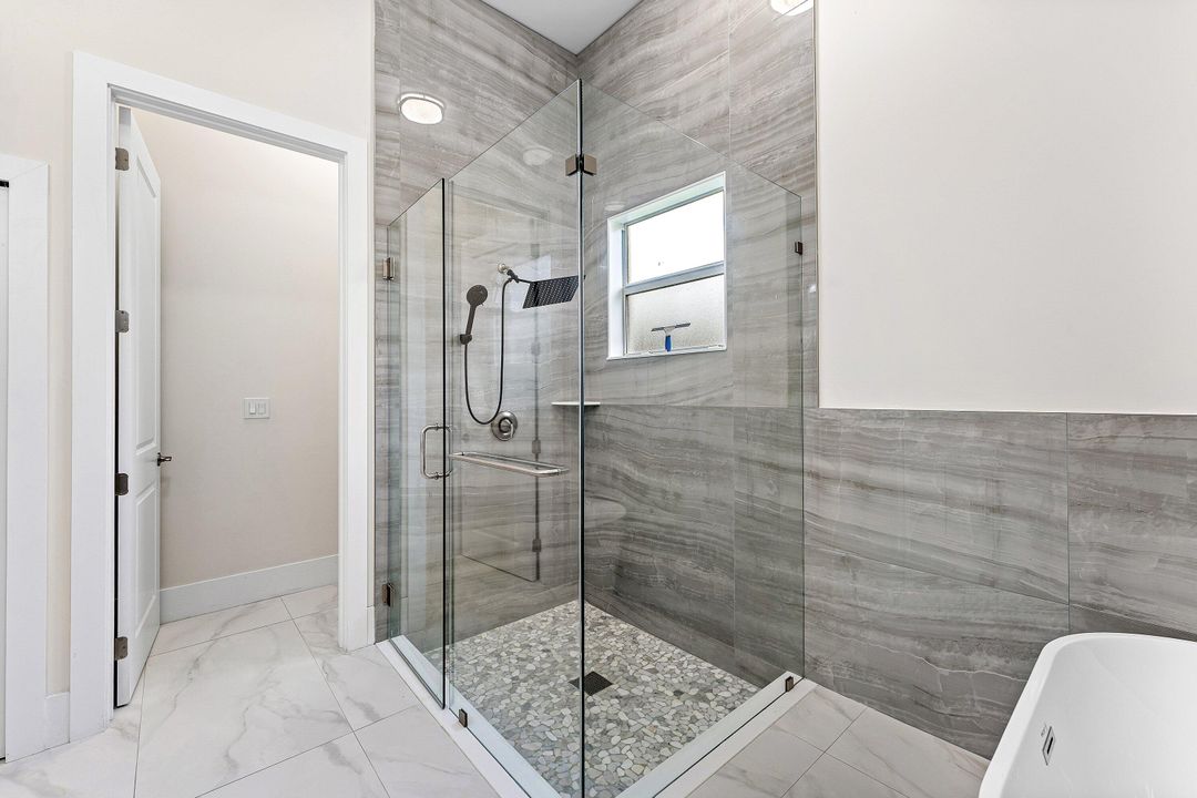 For Sale: $885,000 (4 beds, 3 baths, 2450 Square Feet)