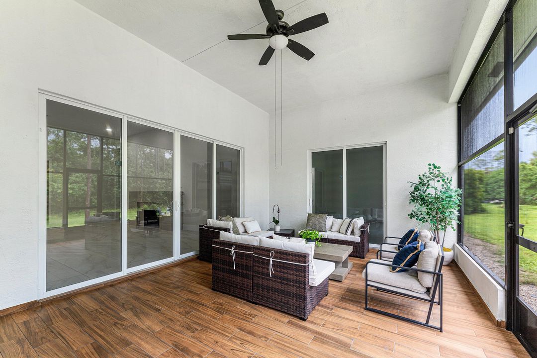 For Sale: $885,000 (4 beds, 3 baths, 2450 Square Feet)