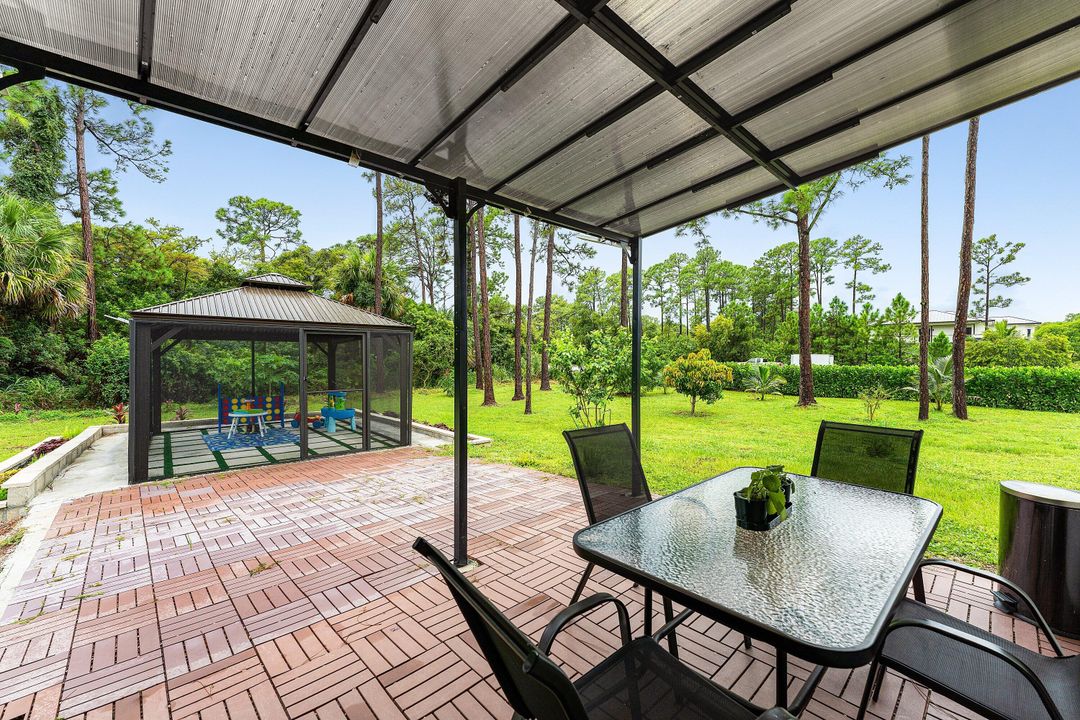 For Sale: $885,000 (4 beds, 3 baths, 2450 Square Feet)