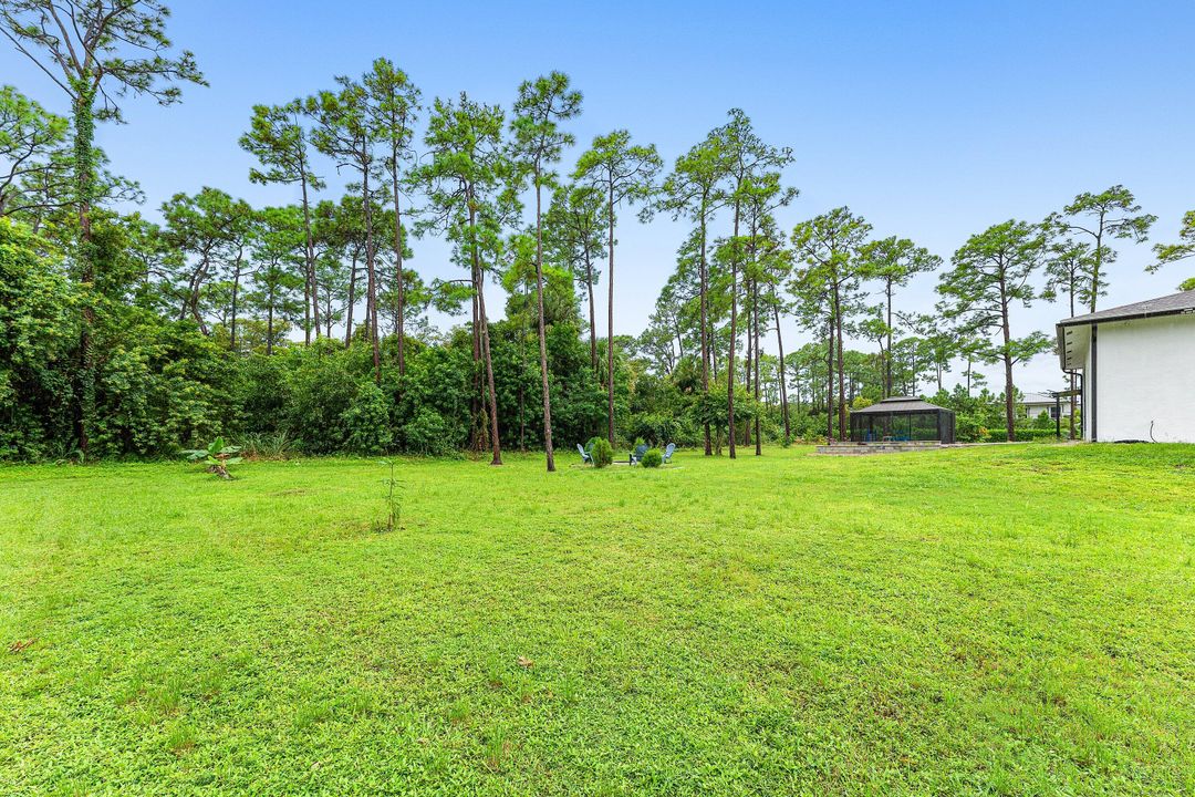 For Sale: $885,000 (4 beds, 3 baths, 2450 Square Feet)