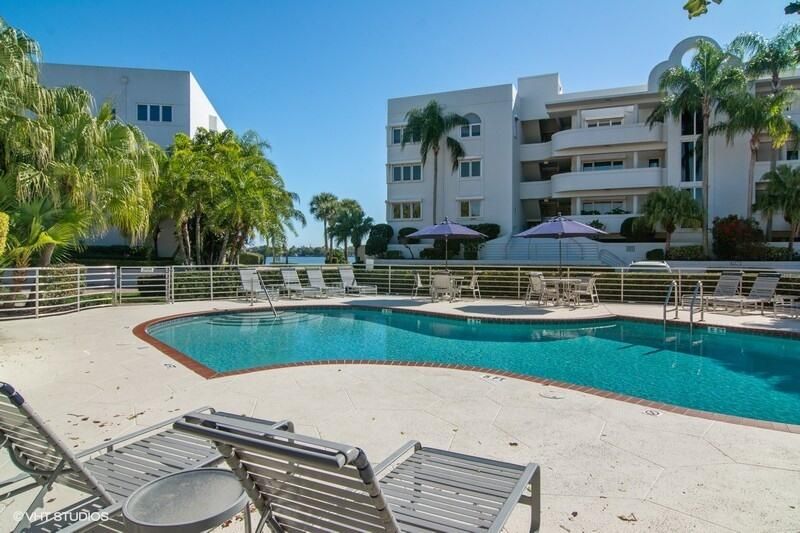 For Rent: $7,000 (3 beds, 3 baths, 2690 Square Feet)