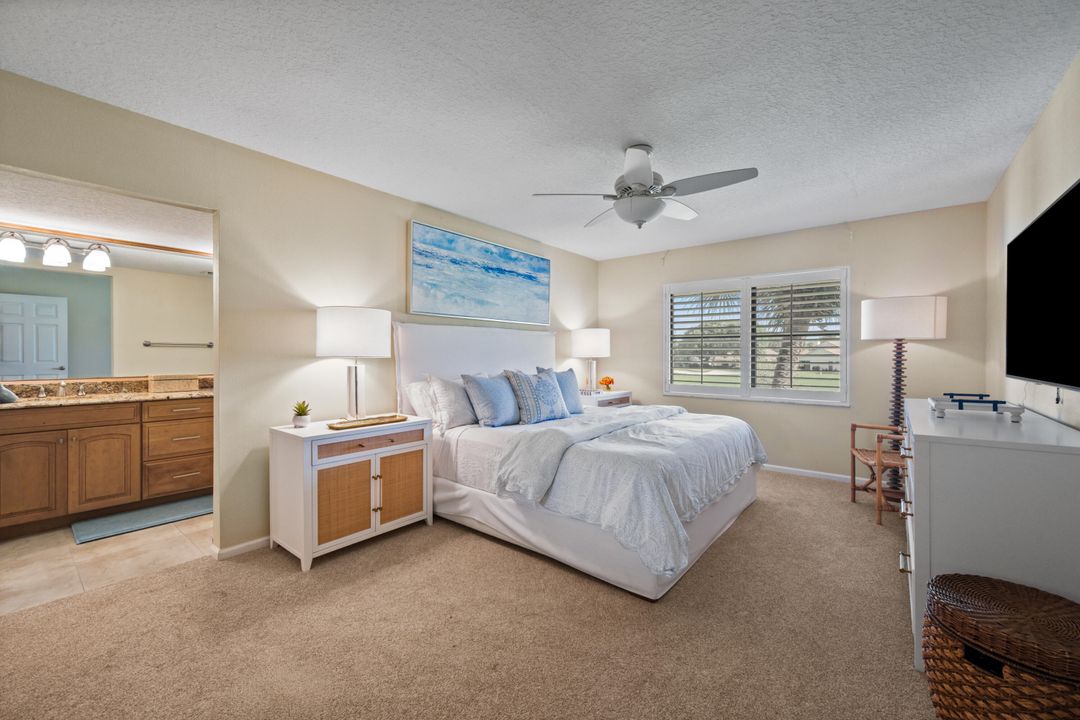 合同活跃: $9,000 (2 贝兹, 2 浴室, 1818 平方英尺)