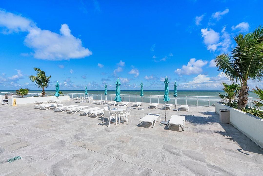 На продажу: $410,000 (2 спален, 2 ванн, 1293 Квадратных фут)