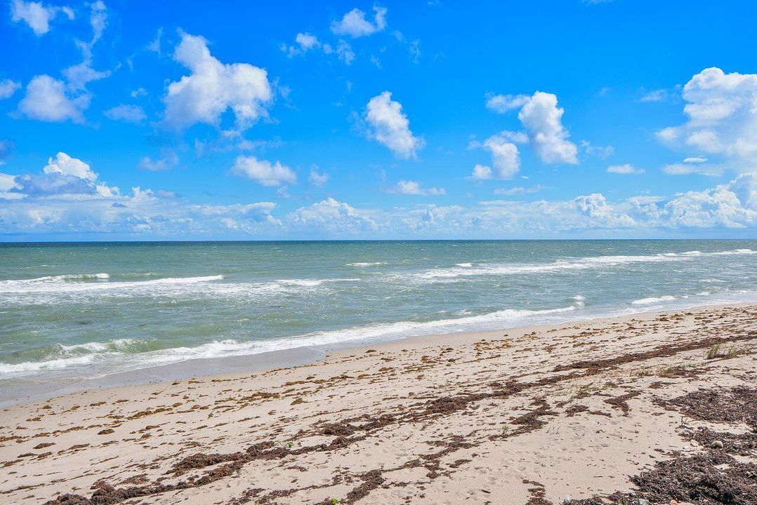 На продажу: $410,000 (2 спален, 2 ванн, 1293 Квадратных фут)