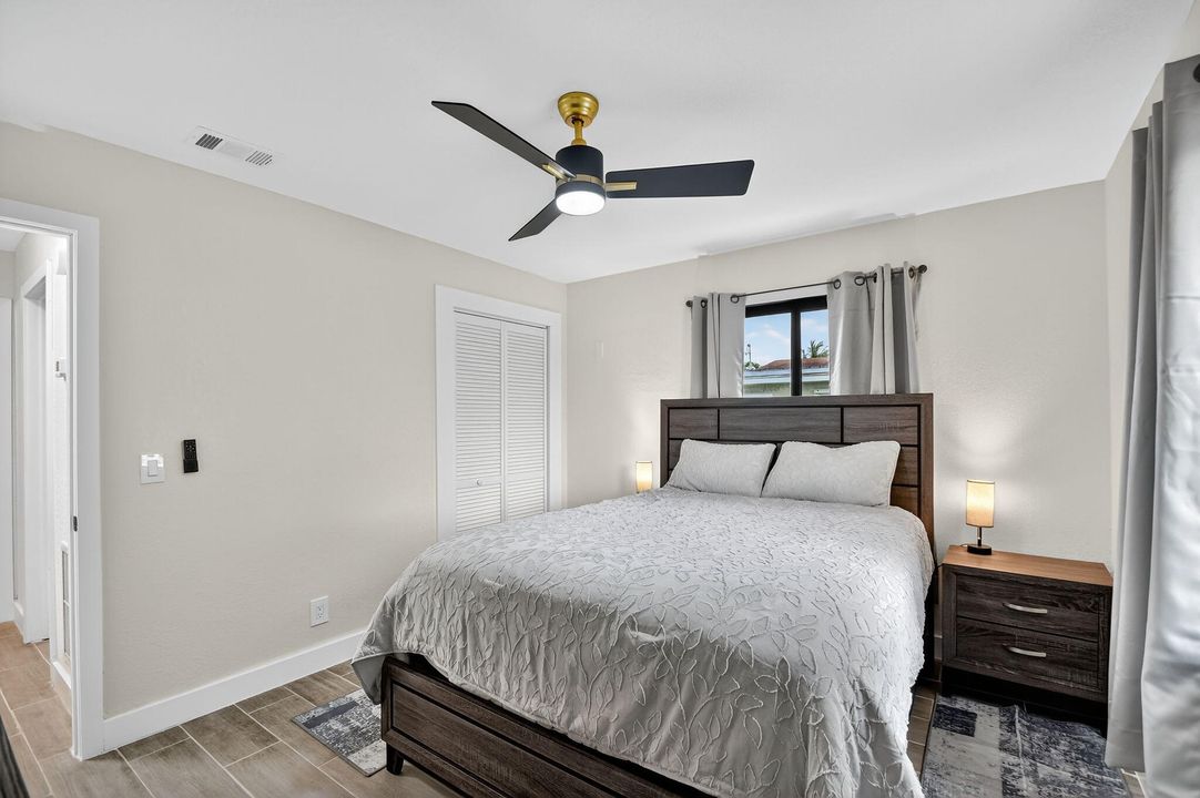 出租: $4,000 (3 贝兹, 2 浴室, 1318 平方英尺)