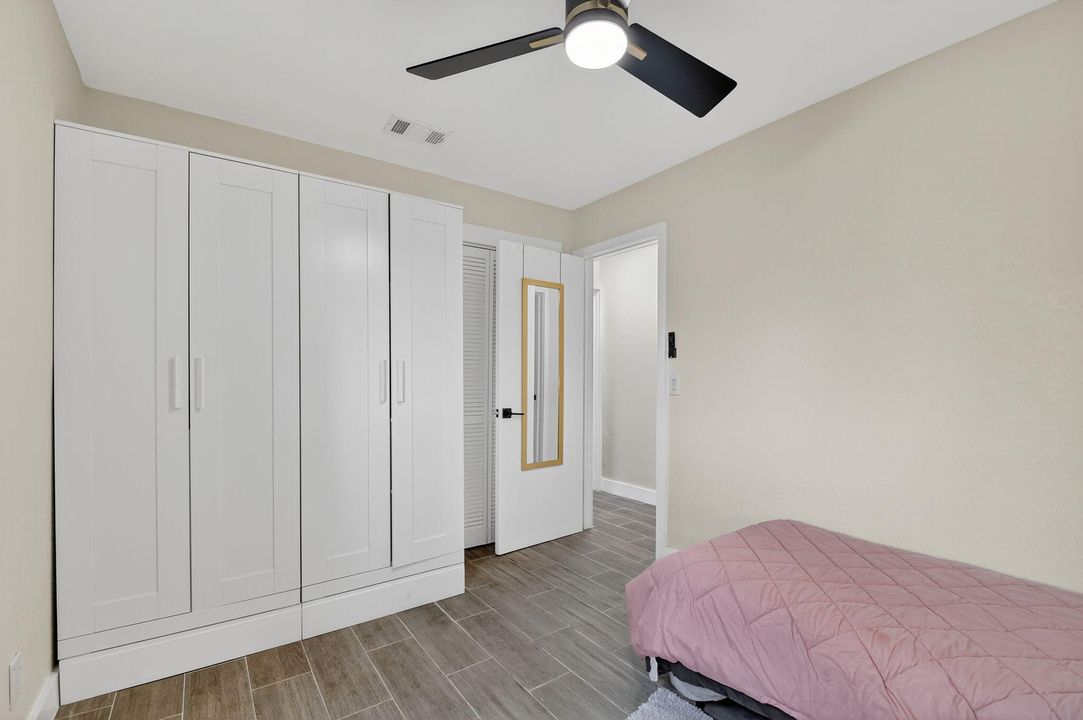 出租: $4,000 (3 贝兹, 2 浴室, 1318 平方英尺)