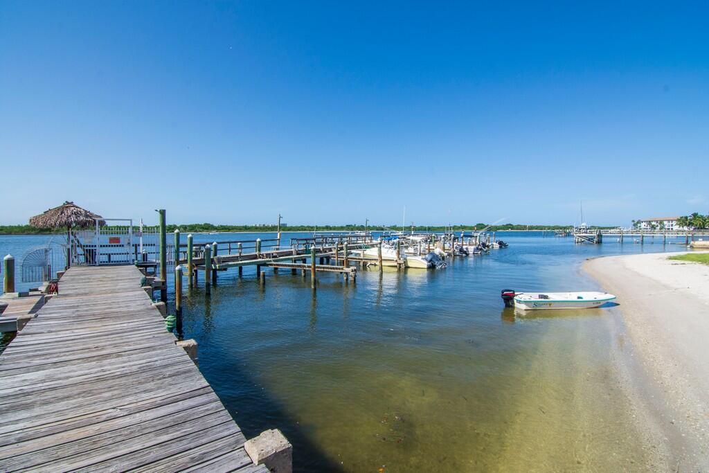 待售: $369,000 (2 贝兹, 2 浴室, 1014 平方英尺)