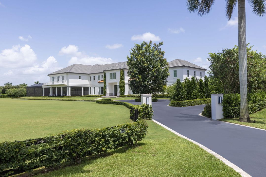 En Venta: $56,500,000 (5 camas, 7 baños, 15029 Pies cuadrados)