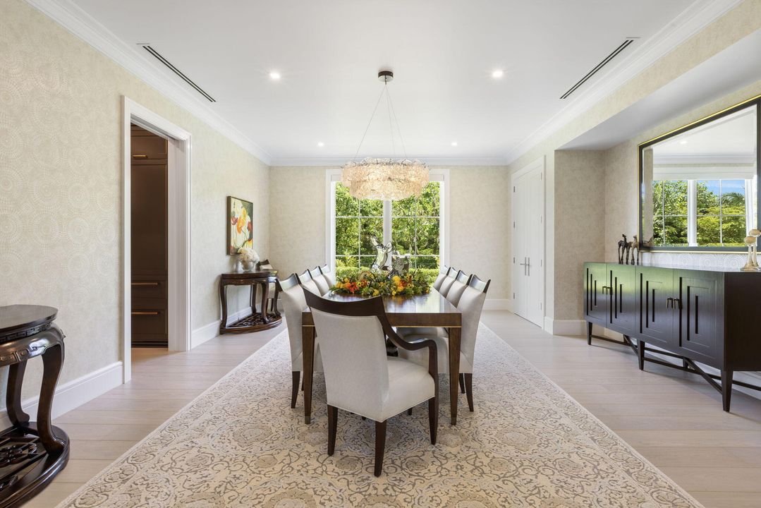 En Venta: $56,500,000 (5 camas, 7 baños, 15029 Pies cuadrados)