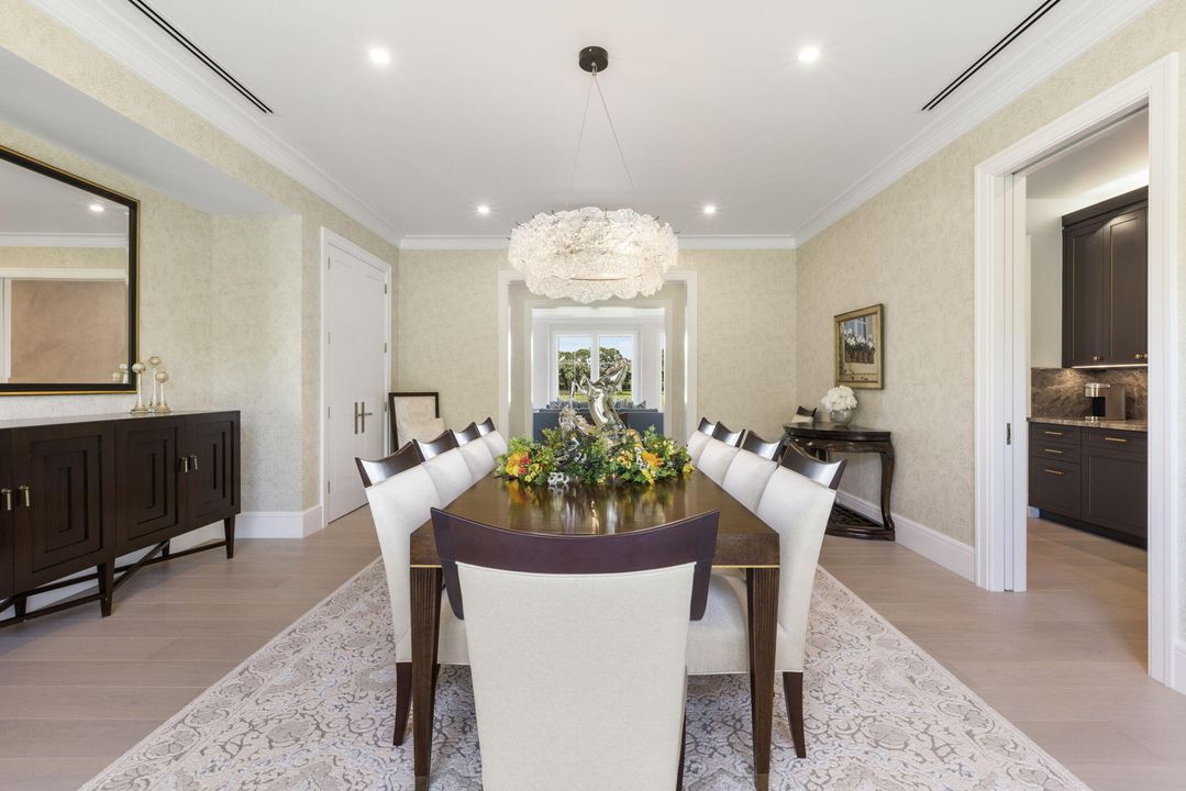 En Venta: $56,500,000 (5 camas, 7 baños, 15029 Pies cuadrados)