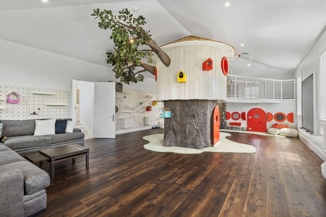 En Venta: $56,500,000 (5 camas, 7 baños, 15029 Pies cuadrados)