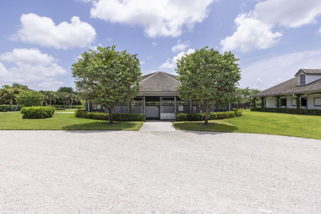 En Venta: $56,500,000 (5 camas, 7 baños, 15029 Pies cuadrados)